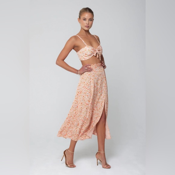 Jojo x Resa Skatie Skirt (small) + Katie Crop (xsmall)💖 - Picture 2 of 7